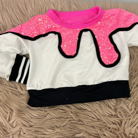 Dance Costume - Picture 2 of 4